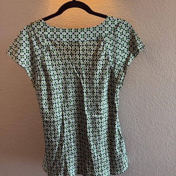 Banana Republic Silk Green Geometric Green and Navy Blouse/ Size small - Picture 7 of 8